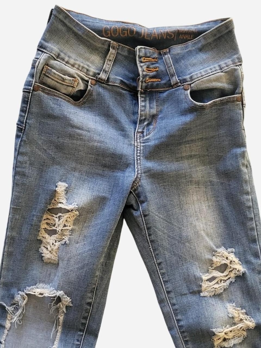 Gogo JEANS 💙 Women's Light Blue Distressed